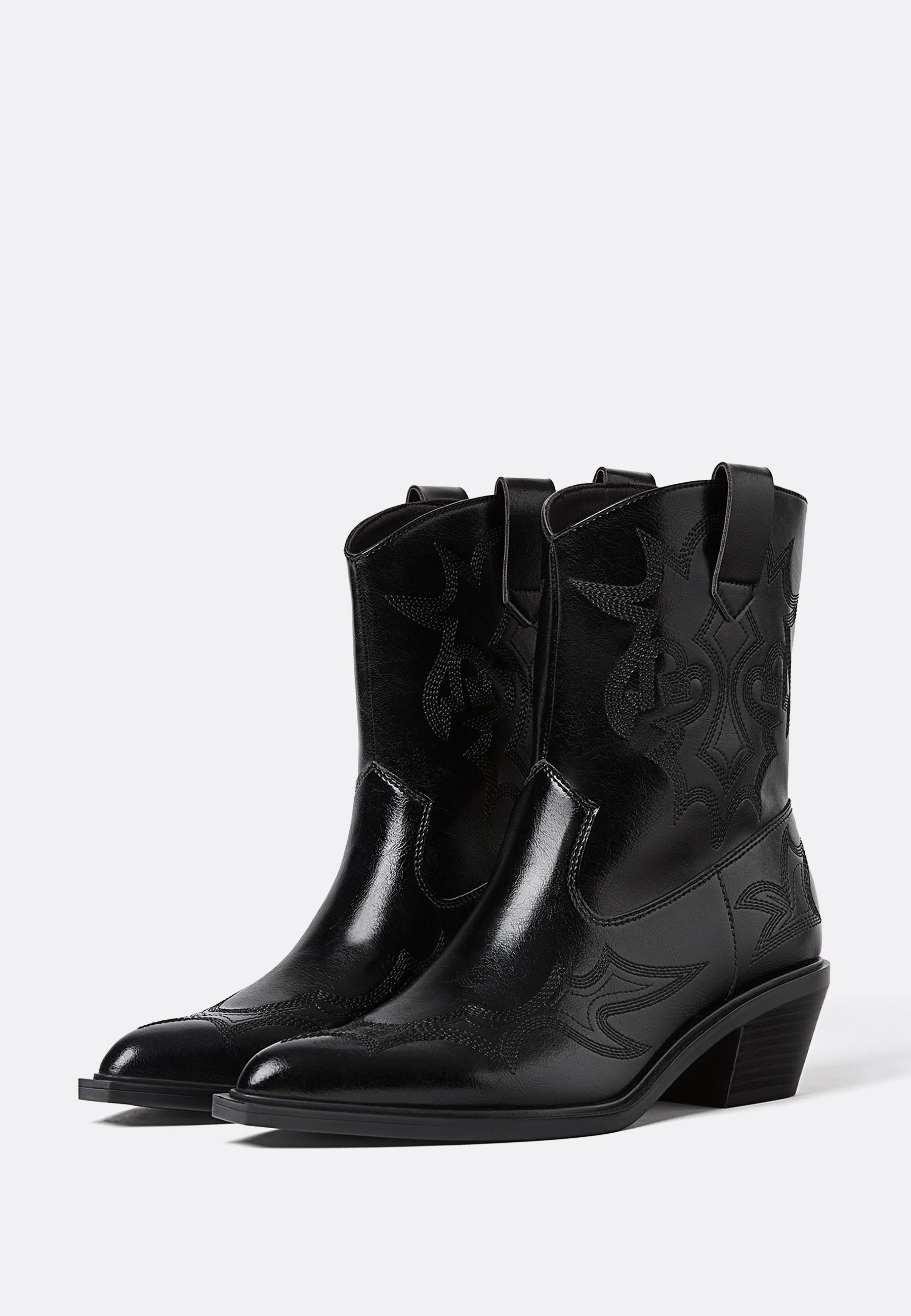 Heeled cowboy ankle boots — BLACK