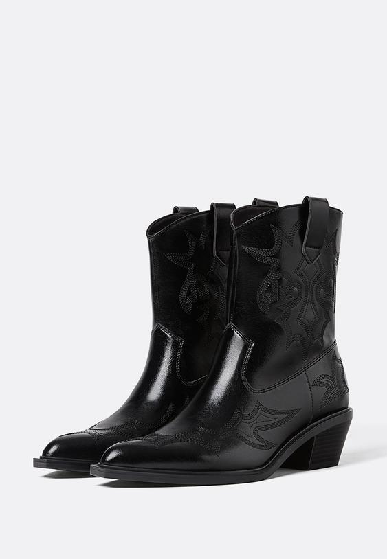 Kavbojski Gležnjarji S Peto