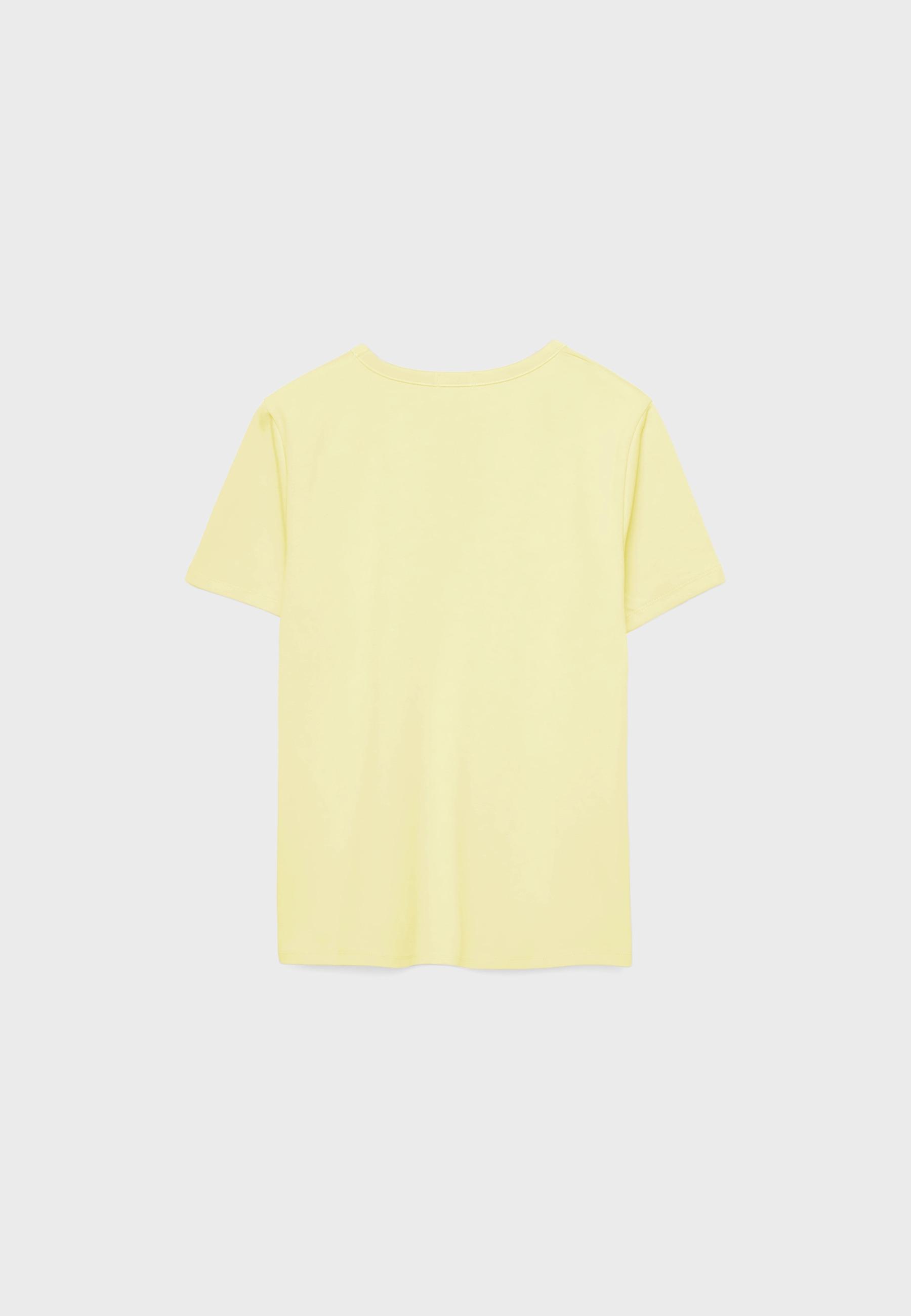 B02 Soft-touch regular basic T-shirt — Pastel yellow