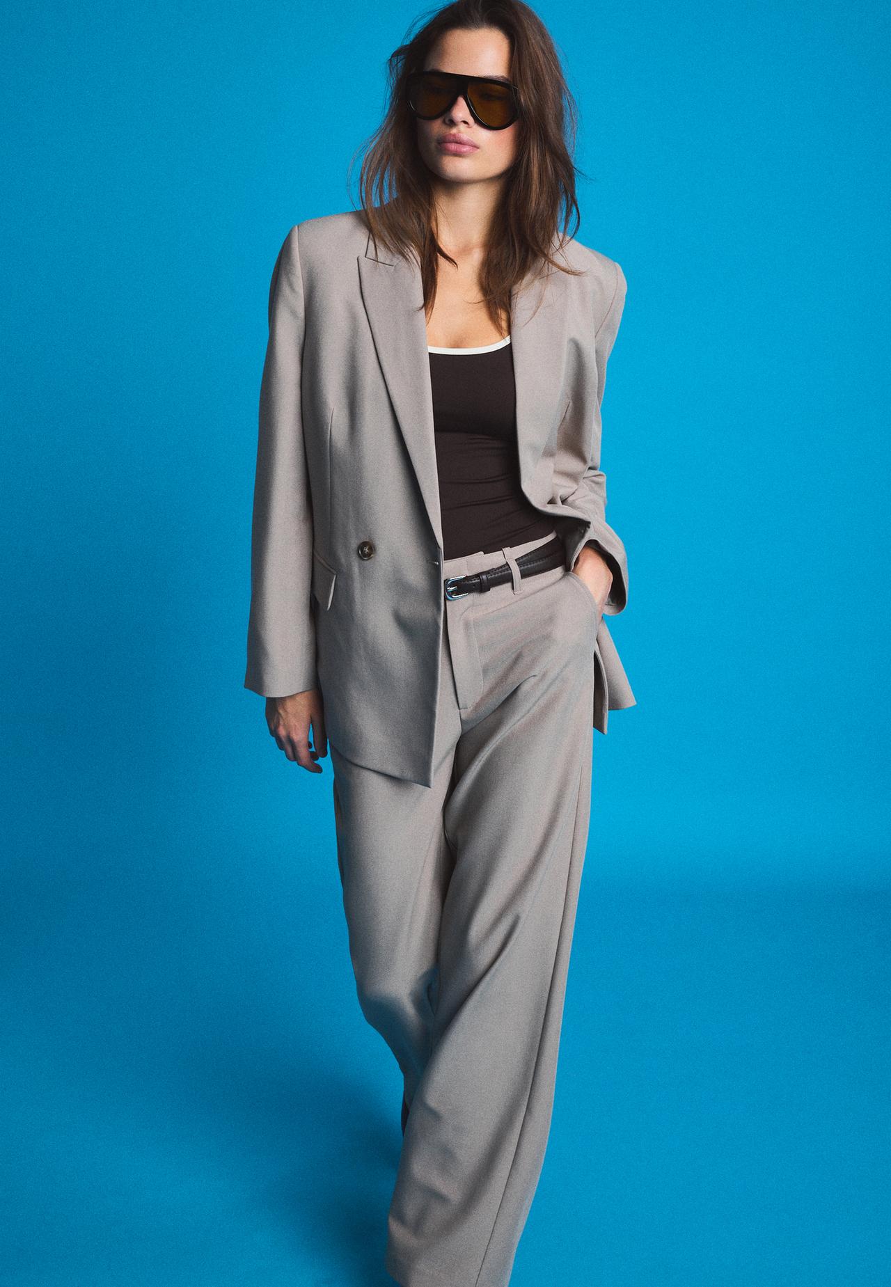 Flowing straight smart trousers with belt — Brown
