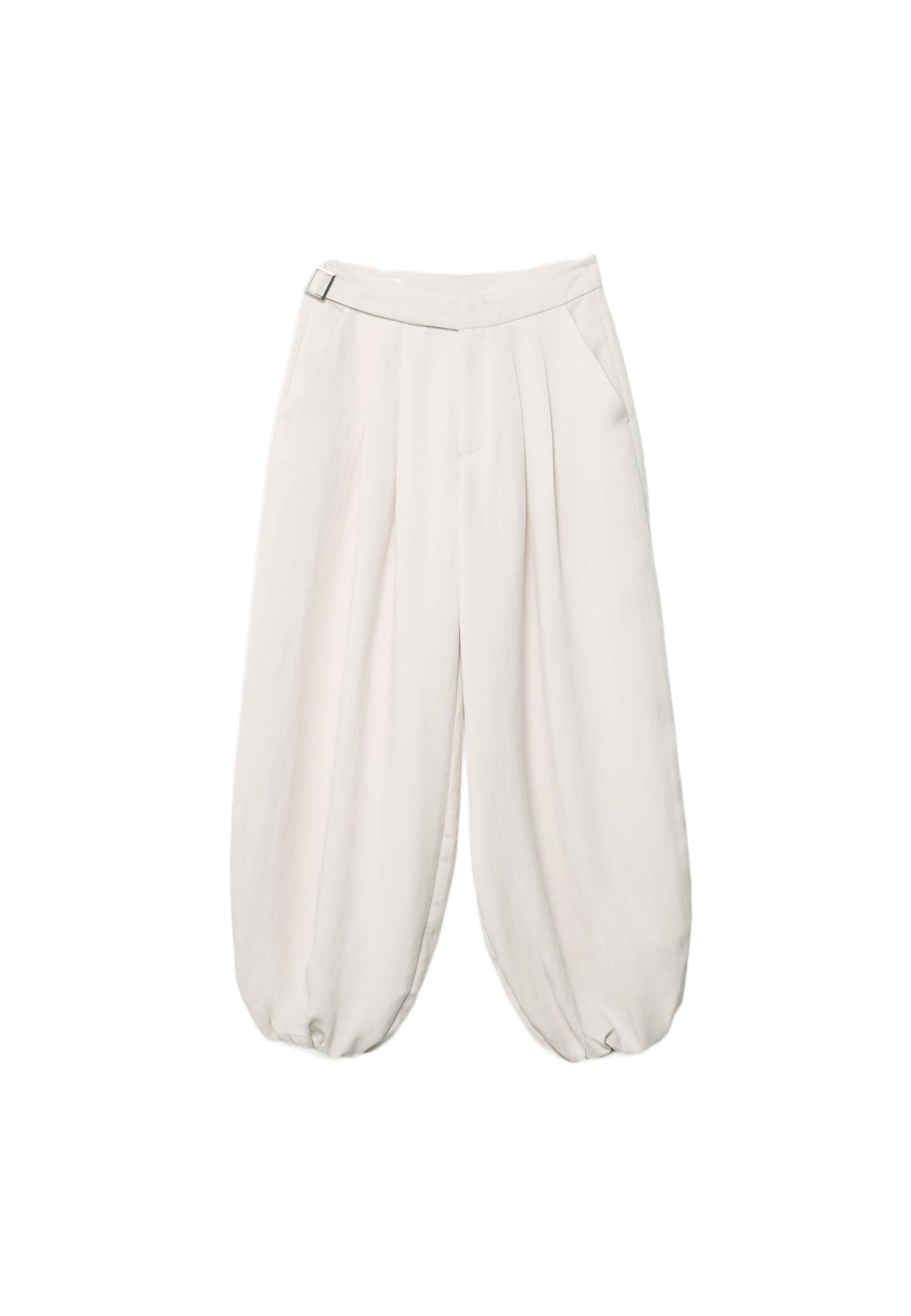 Balloon trousers with buckle — Ecru