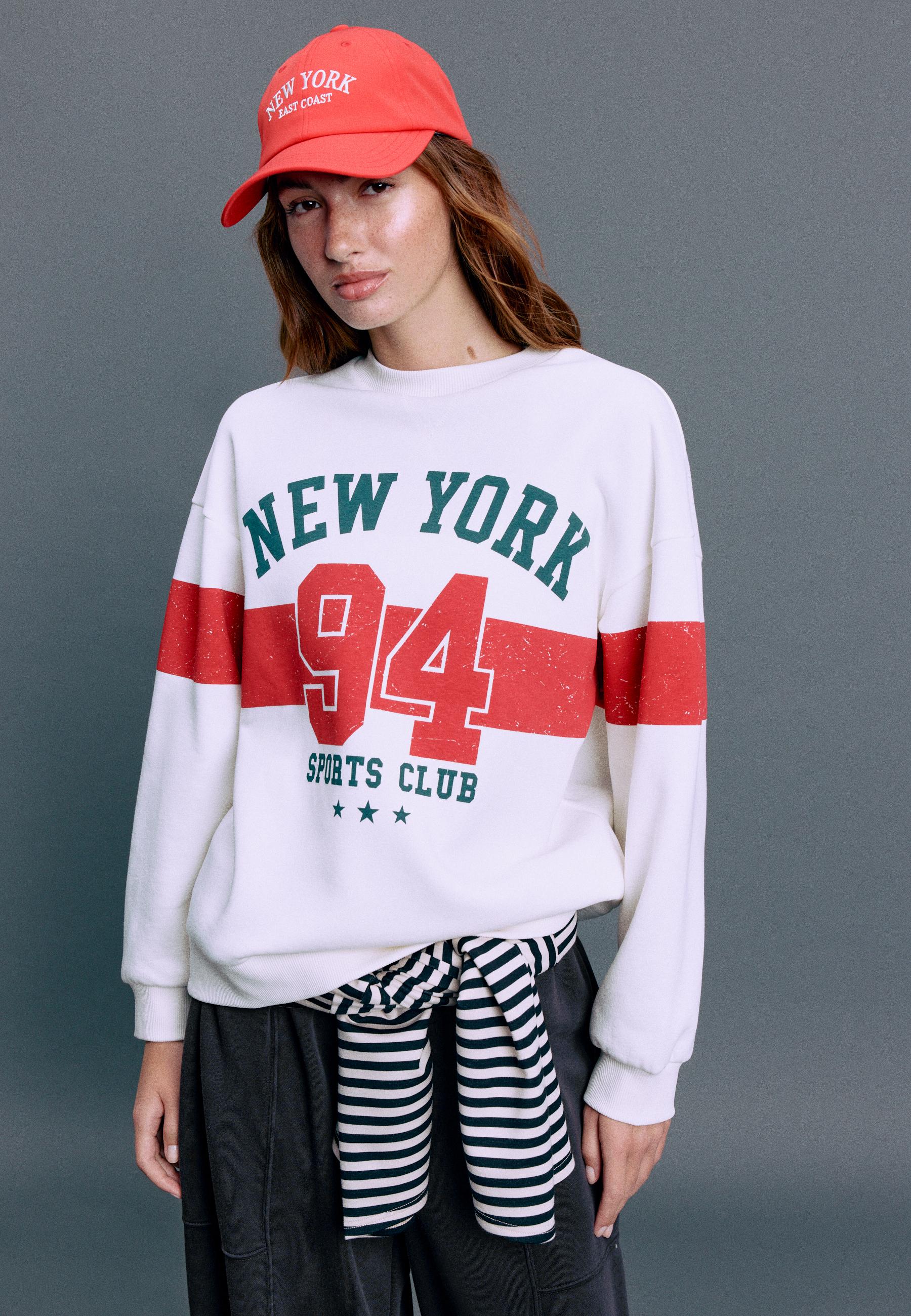 Cotton blend placement print regular sweatshirt — Red