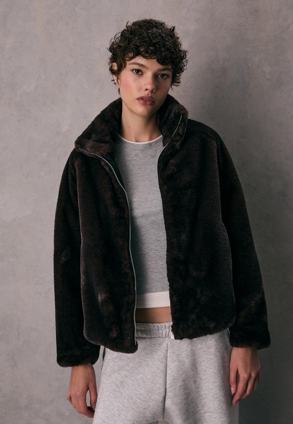 Blouson fausse fourrure col montant