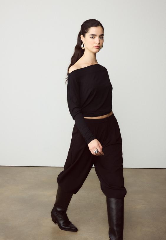 modal asimetrik tisort