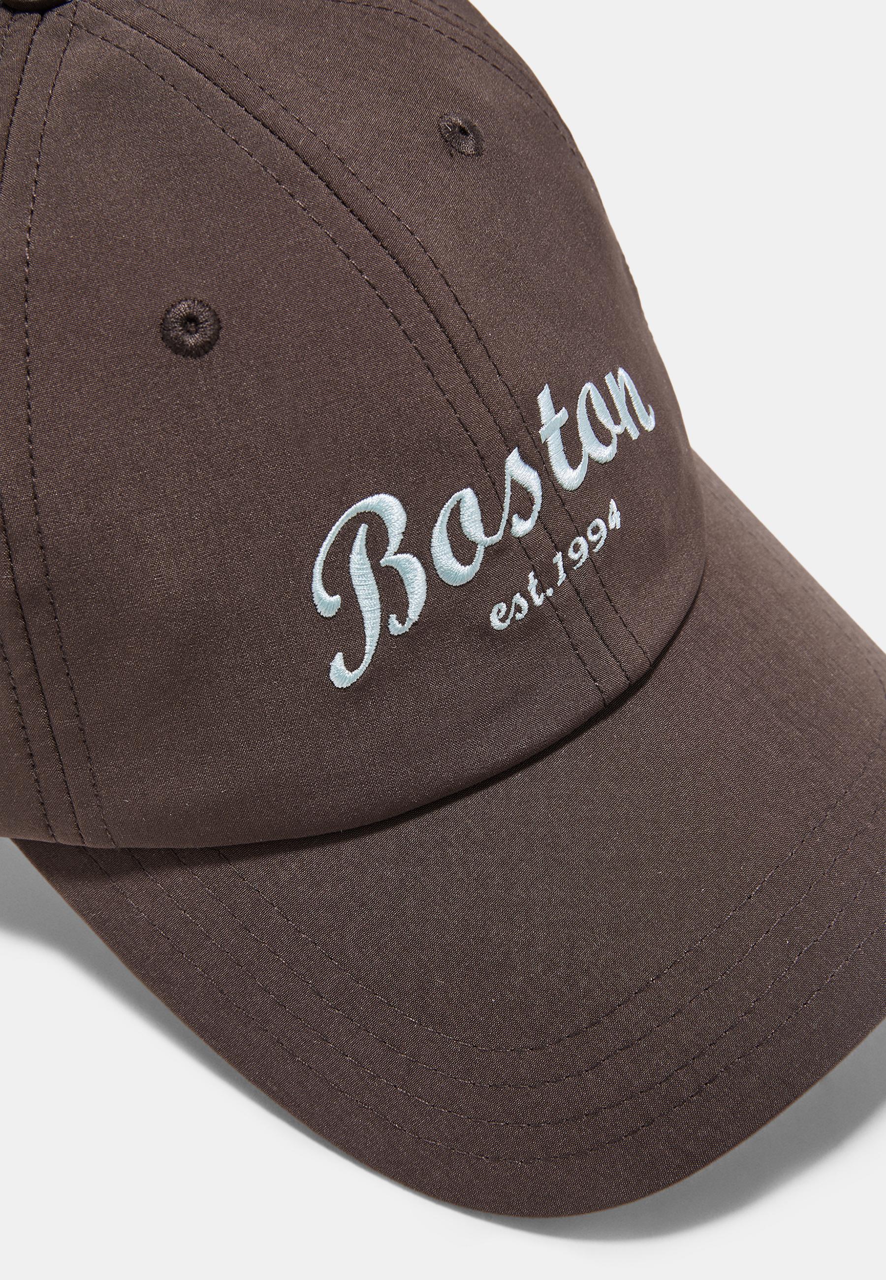 Embroidered cap — Brown