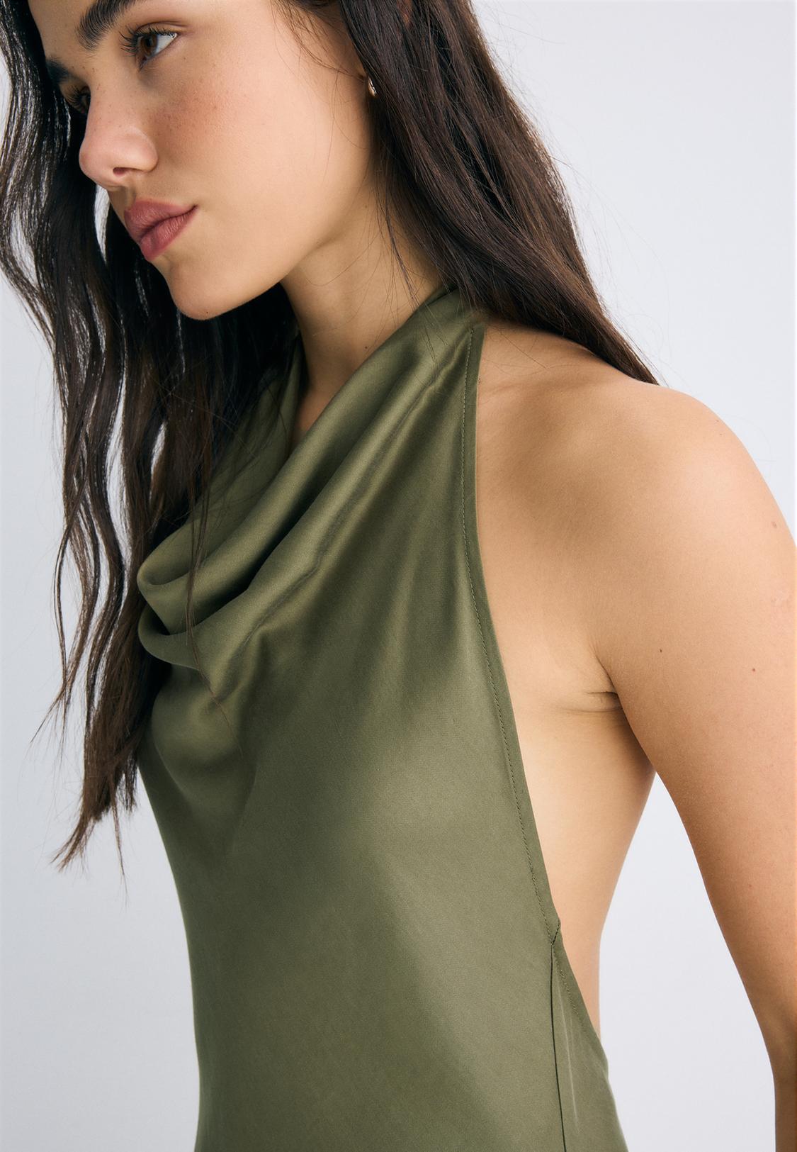Backless halter midi dress - Women's Midi | Stradivarius Indonesia Backless halter midi dress - Women's Midi | Stradivarius Indonesia