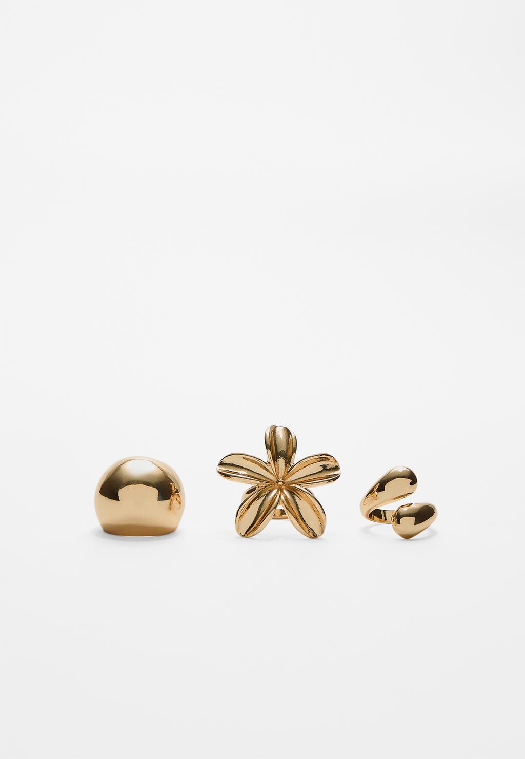 Set of 3 flower and droplet rings