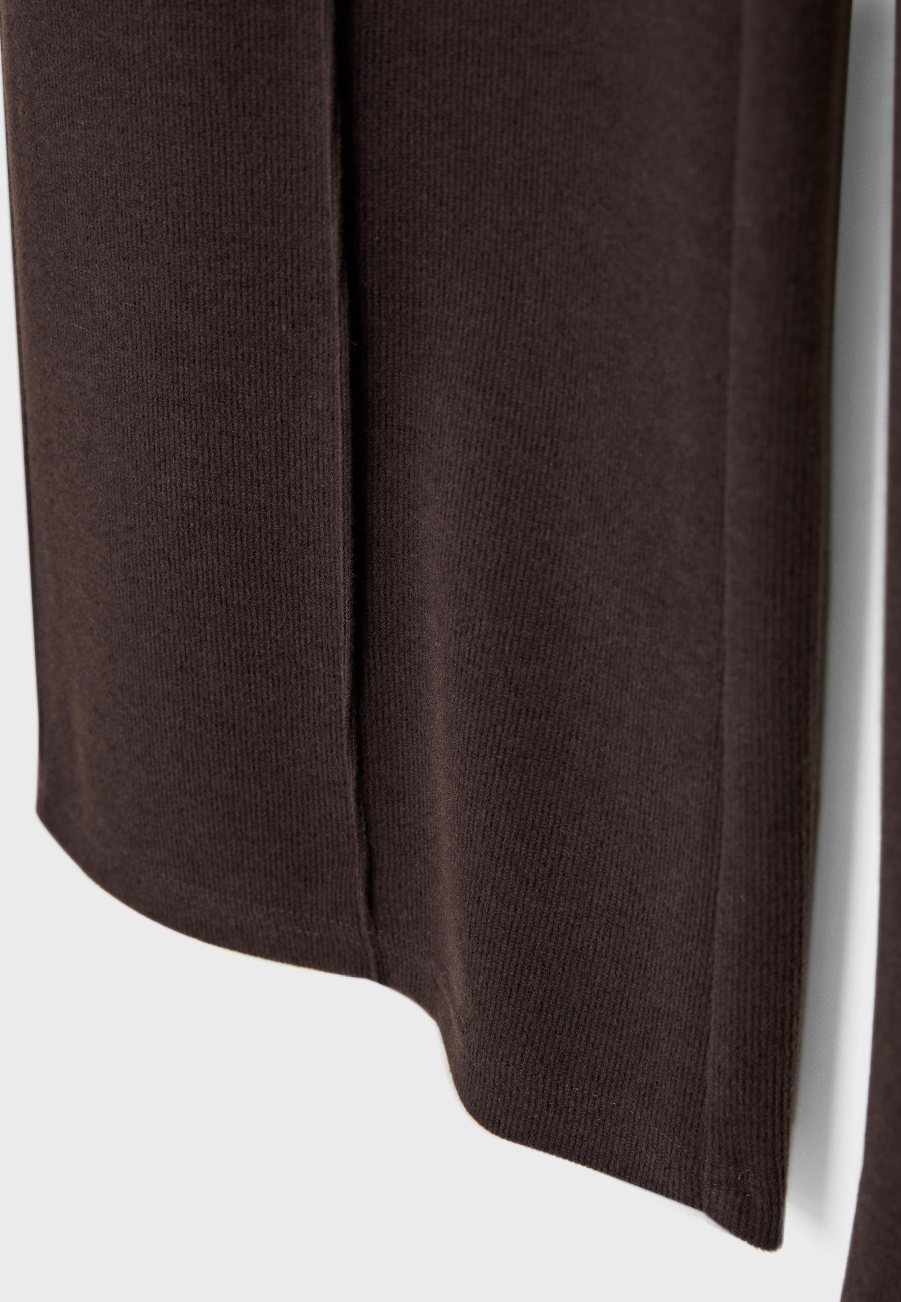 Knit trousers with seam detail — Brown