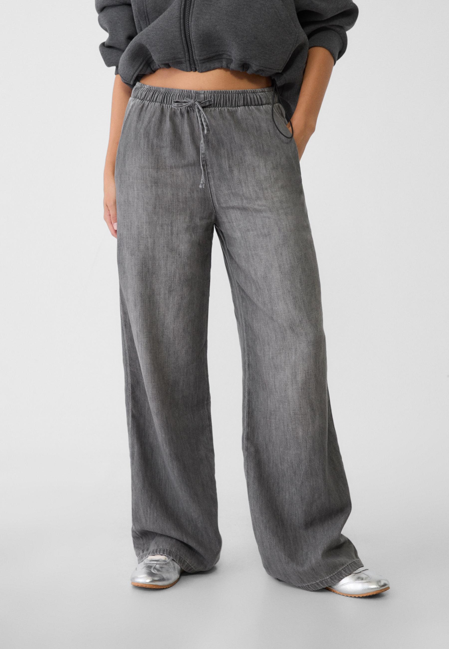 Pantalon fluido stradivarius retailer