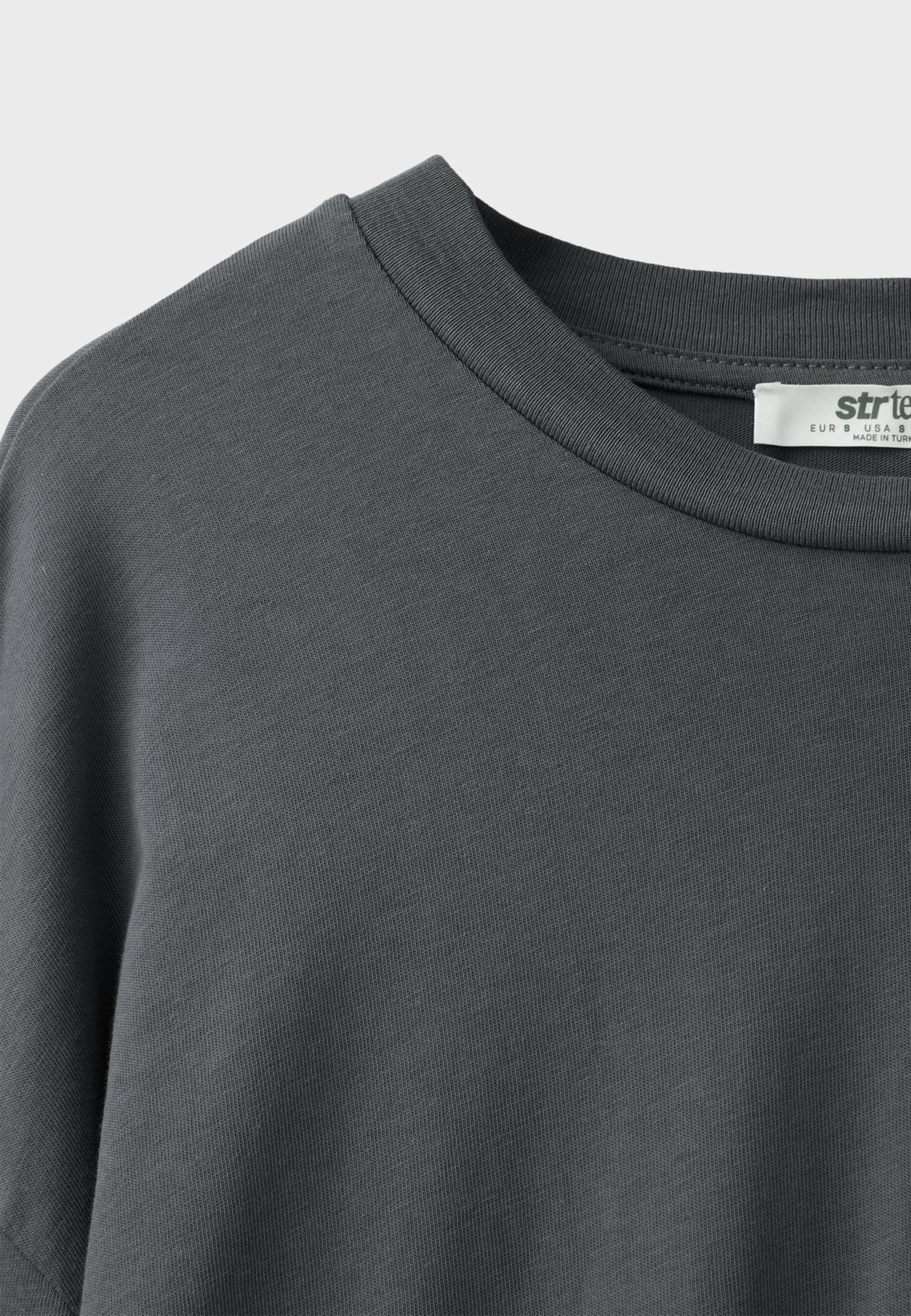 Boxy long sleeve T-shirt — Dark grey