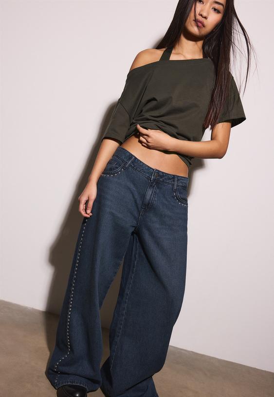 t shirt de manga curta com decote barco e folhos