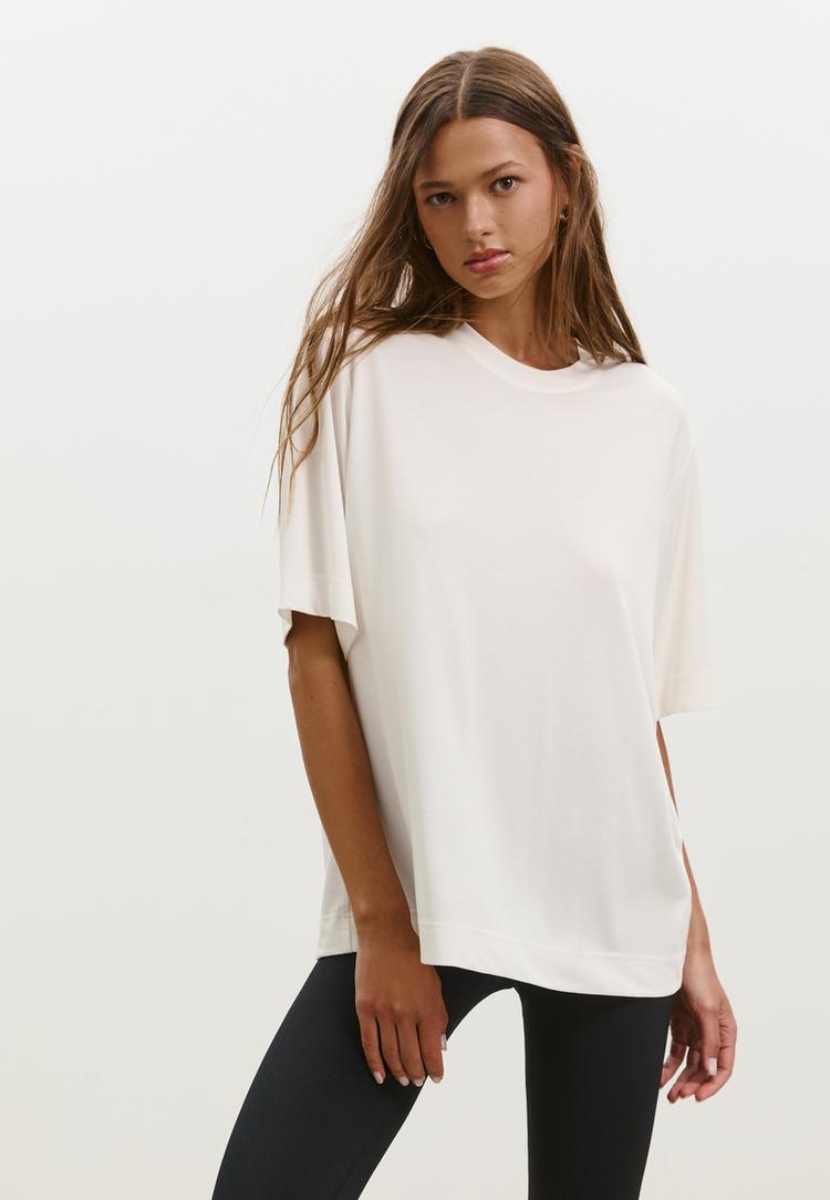 camiseta oversize tacto suave