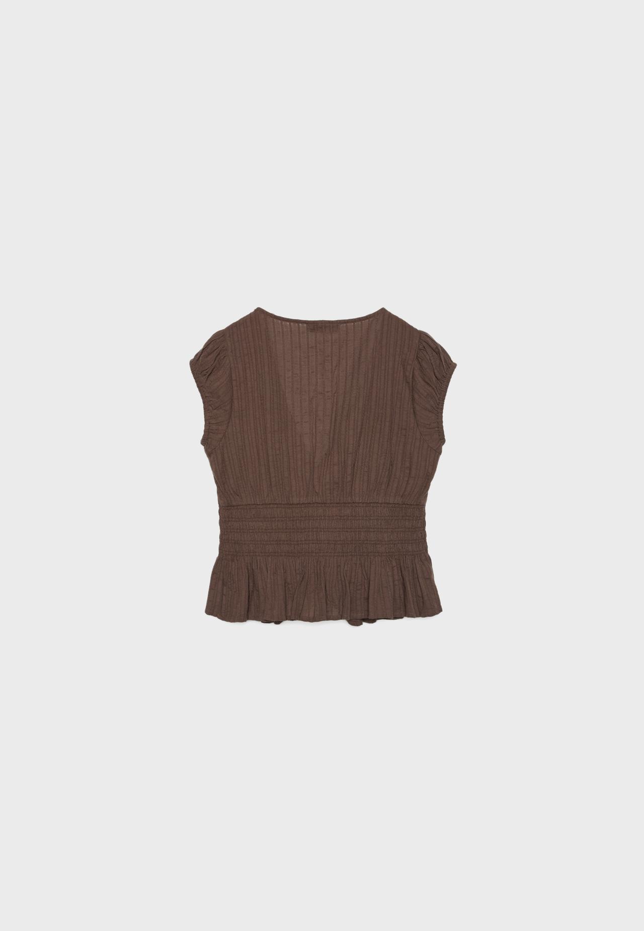 Short sleeve shirred shirt — Brown