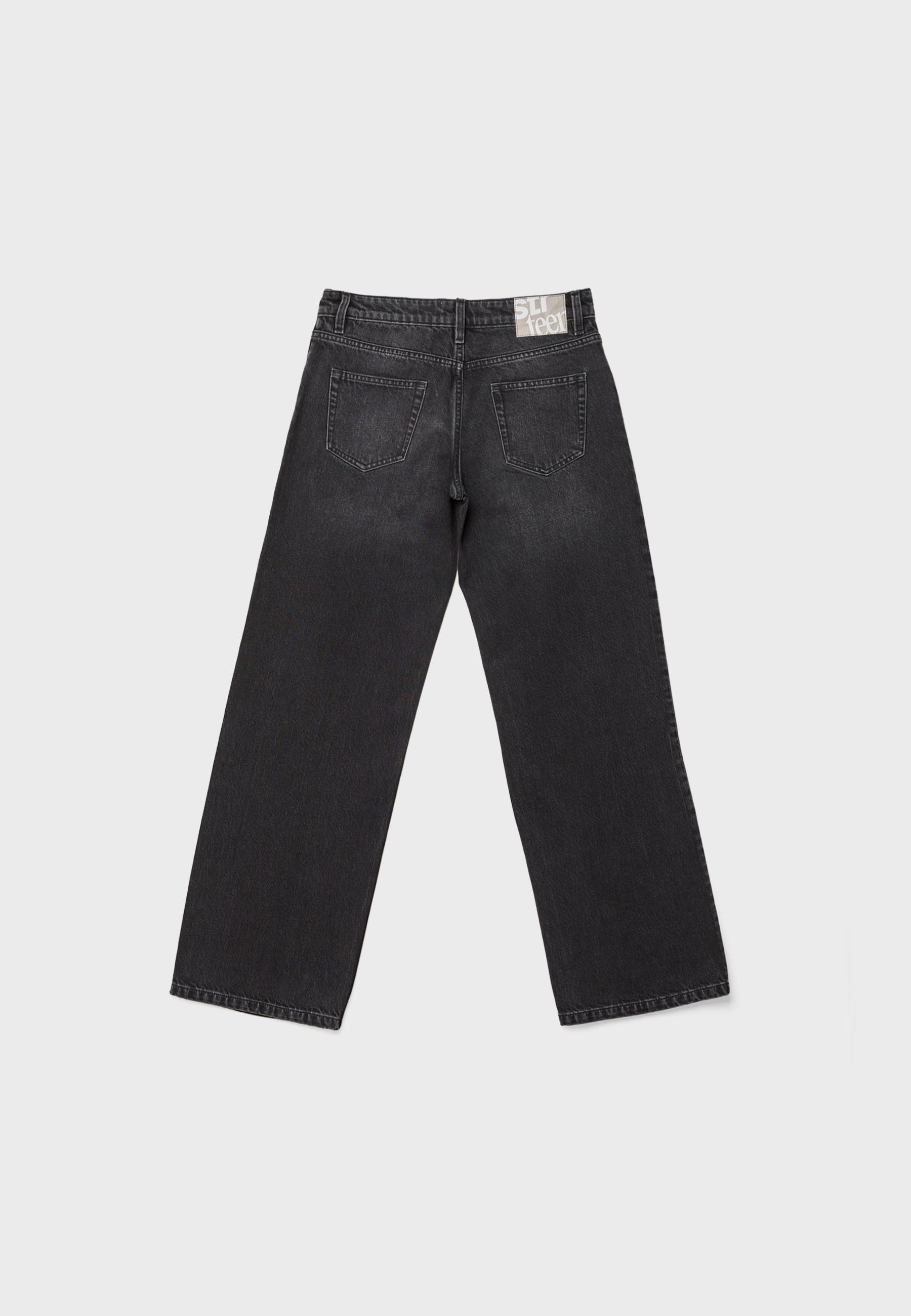 Low wide-leg jeans