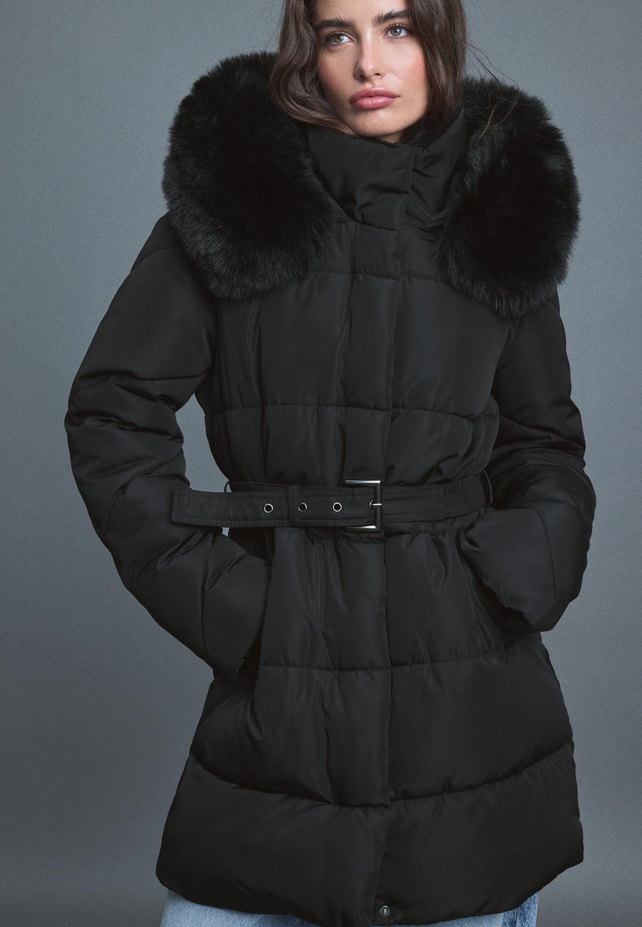 Fitted padded coat — Black