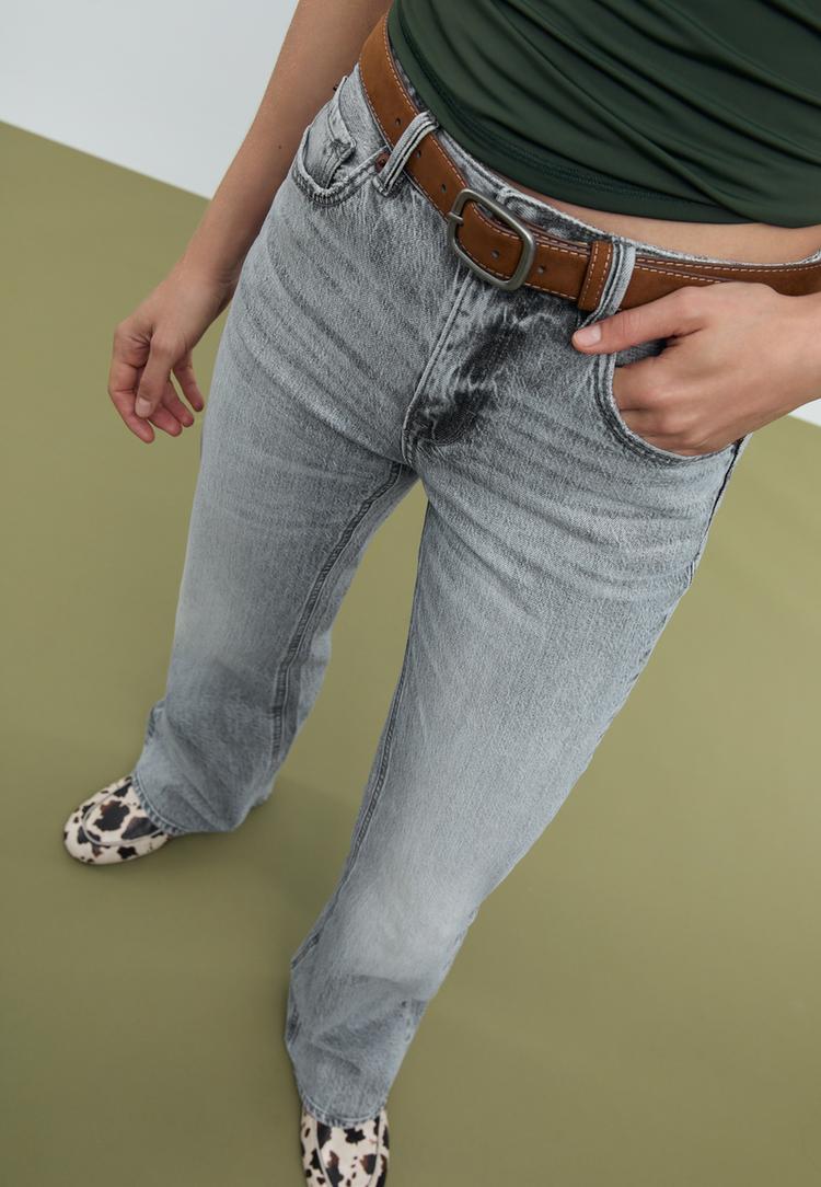 Stradivarius D68 Jeans Bootcut-Modell Med Bälte 38
