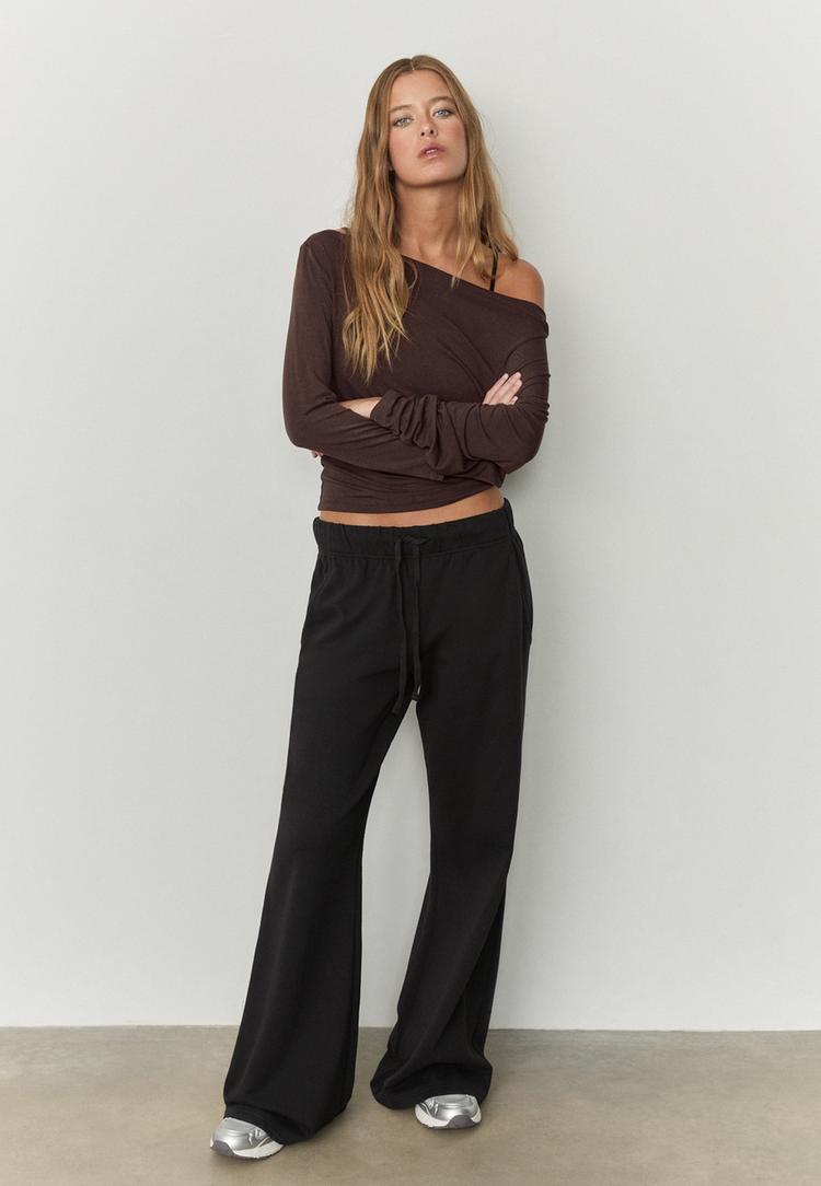 tshirt collo asimetrico