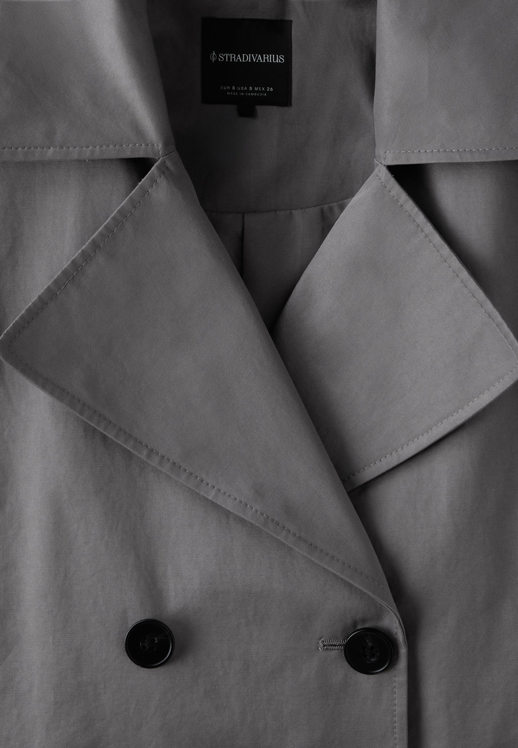 Short trench coat with padded shoulders — Grey