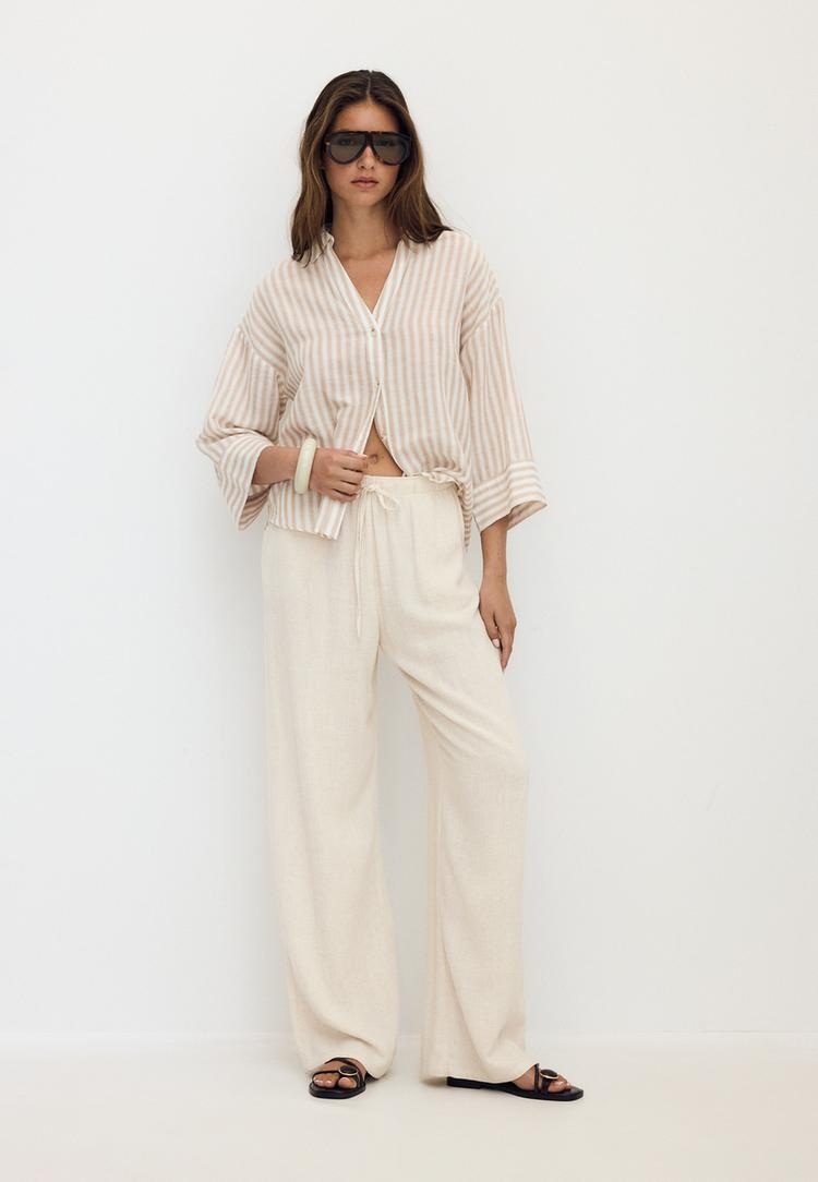 Stradivarius Košulja S Kimono Rukavima Od Lana Stone S