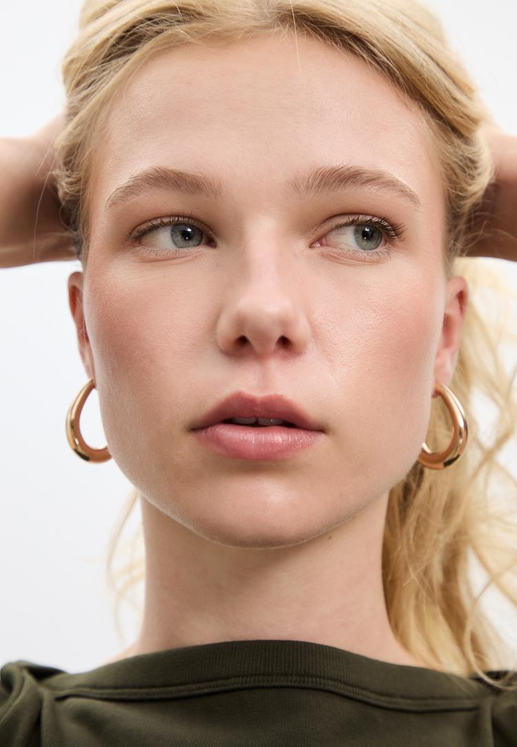 set 2 pendientes combinados corazon