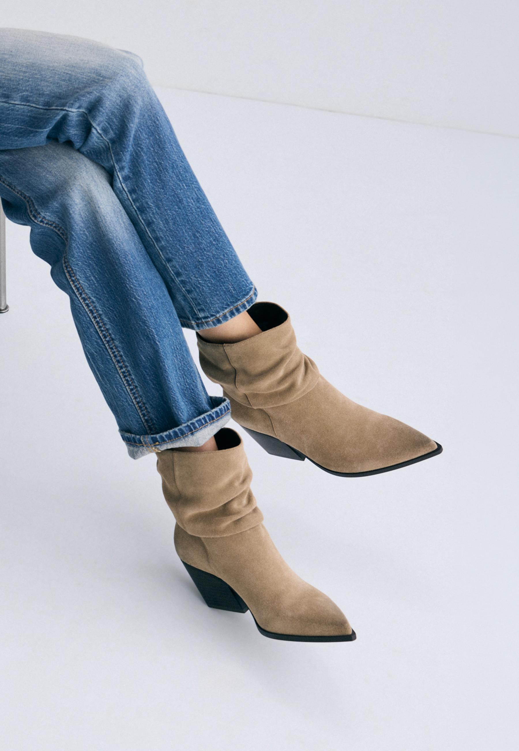 Stradivarius Deri, fırçalanmış slouchy topuklu bot görsel 8
