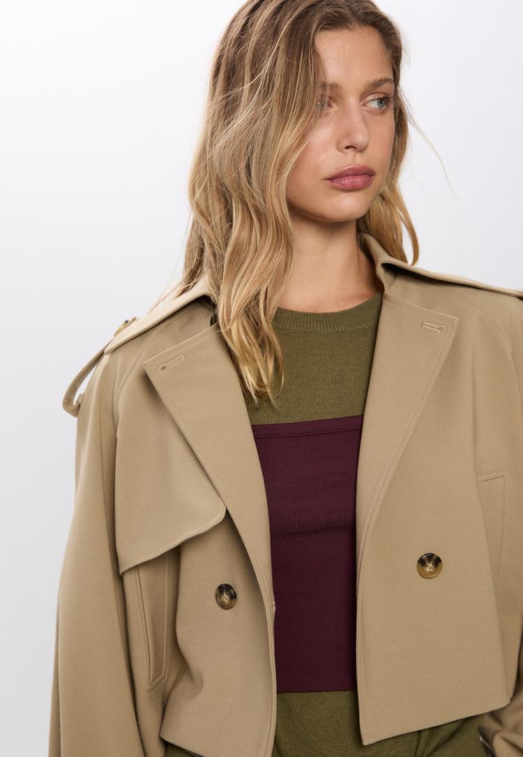 short smart flowing trench coat