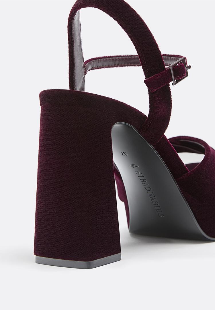 zapatos plataforma efecto terciopelo