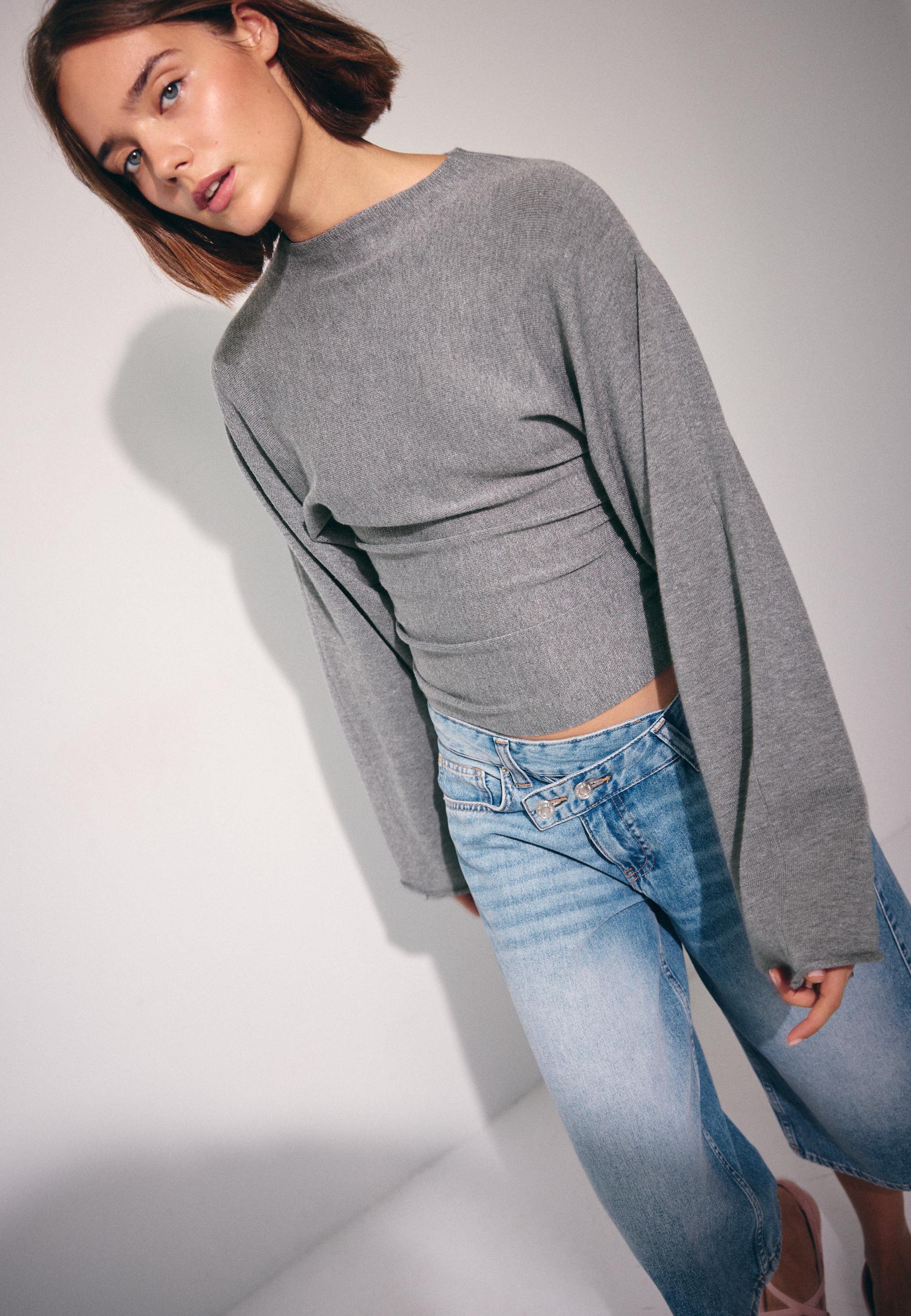 Stand collar knit jumper with kimono sleeves — Dark grey