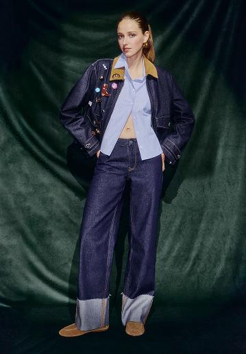 D62 Denim skort with rhinestones - Women's Skirts | Stradivarius United Kingdom