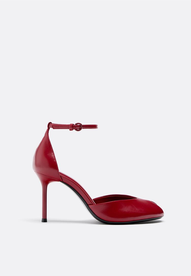 Stradivarius Παπούτσια Με Τακούνι Και Ανοιχτή Μύτη Κόκκινο 41