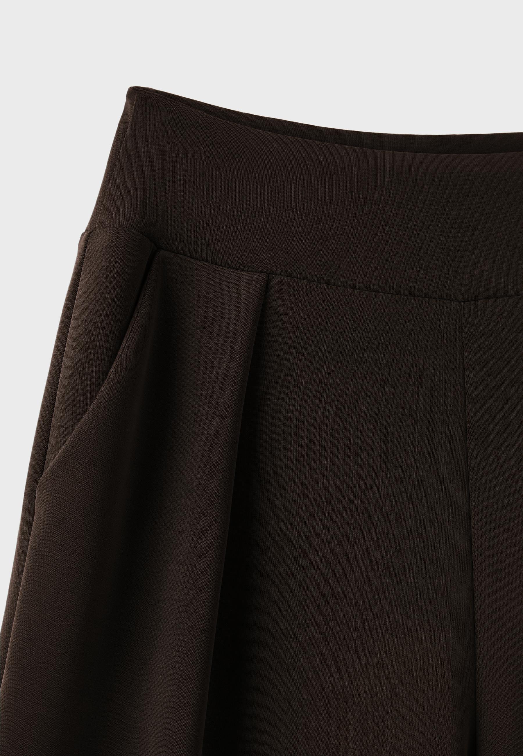 Soft-touch wide-leg trousers with darts — Brown