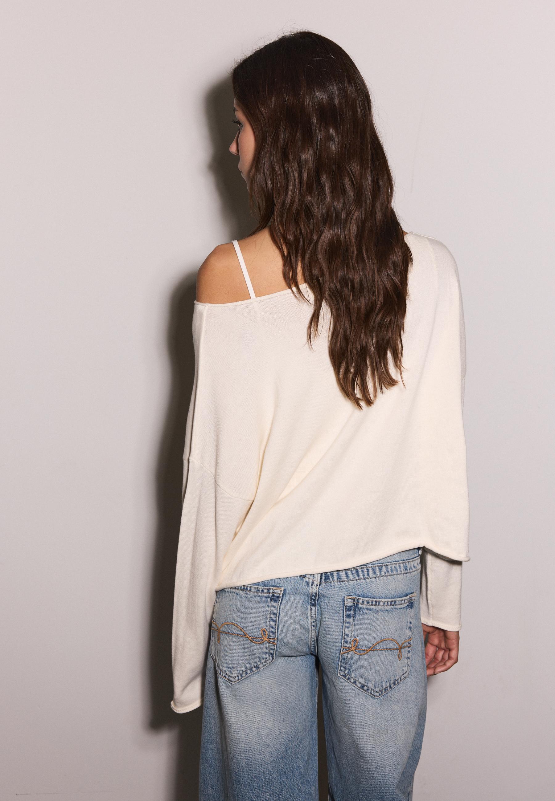 Boat neck cropped sweater — Ecru