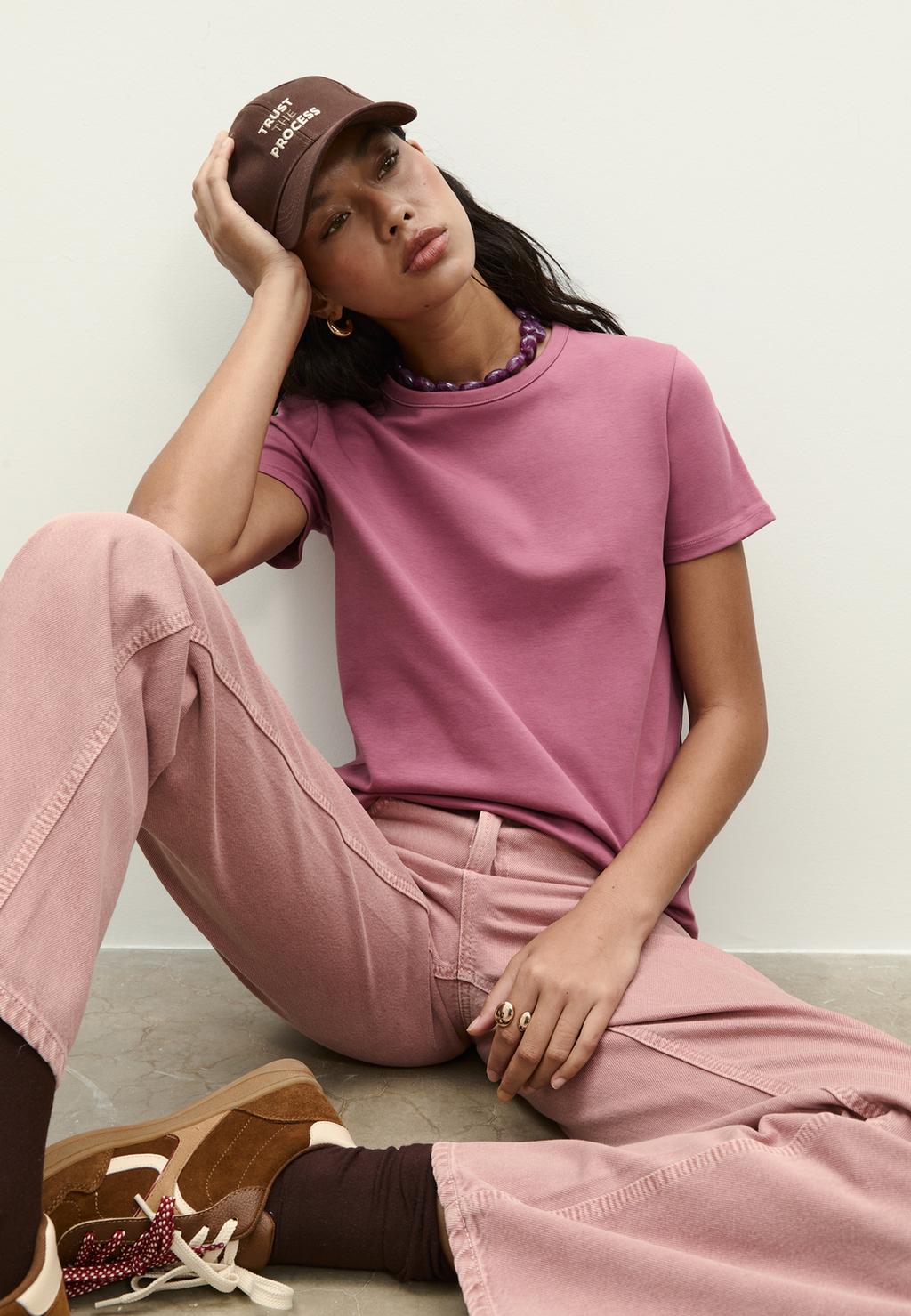 Camiseta básica regular tacto suave