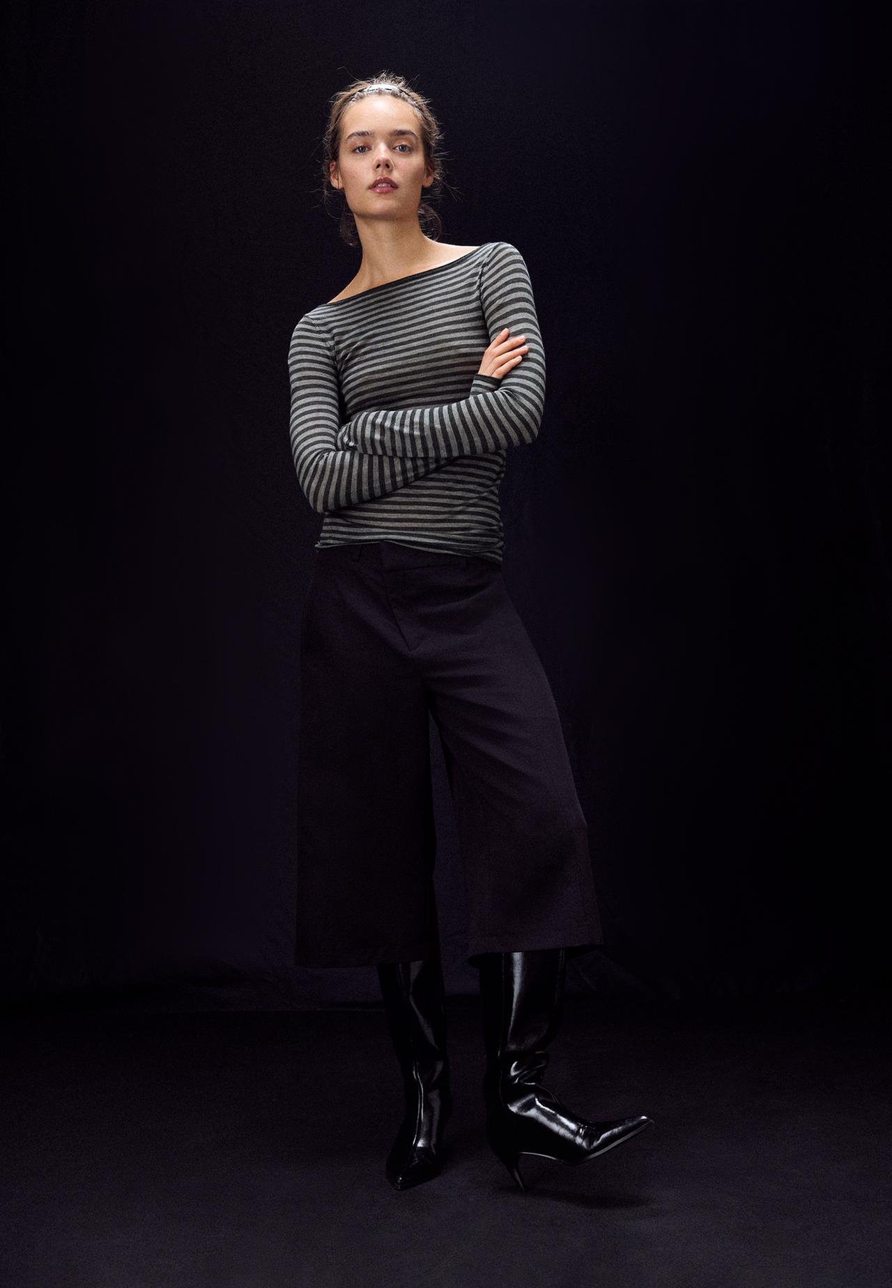 Basic wool and silk boat neck jumper — Dark grey