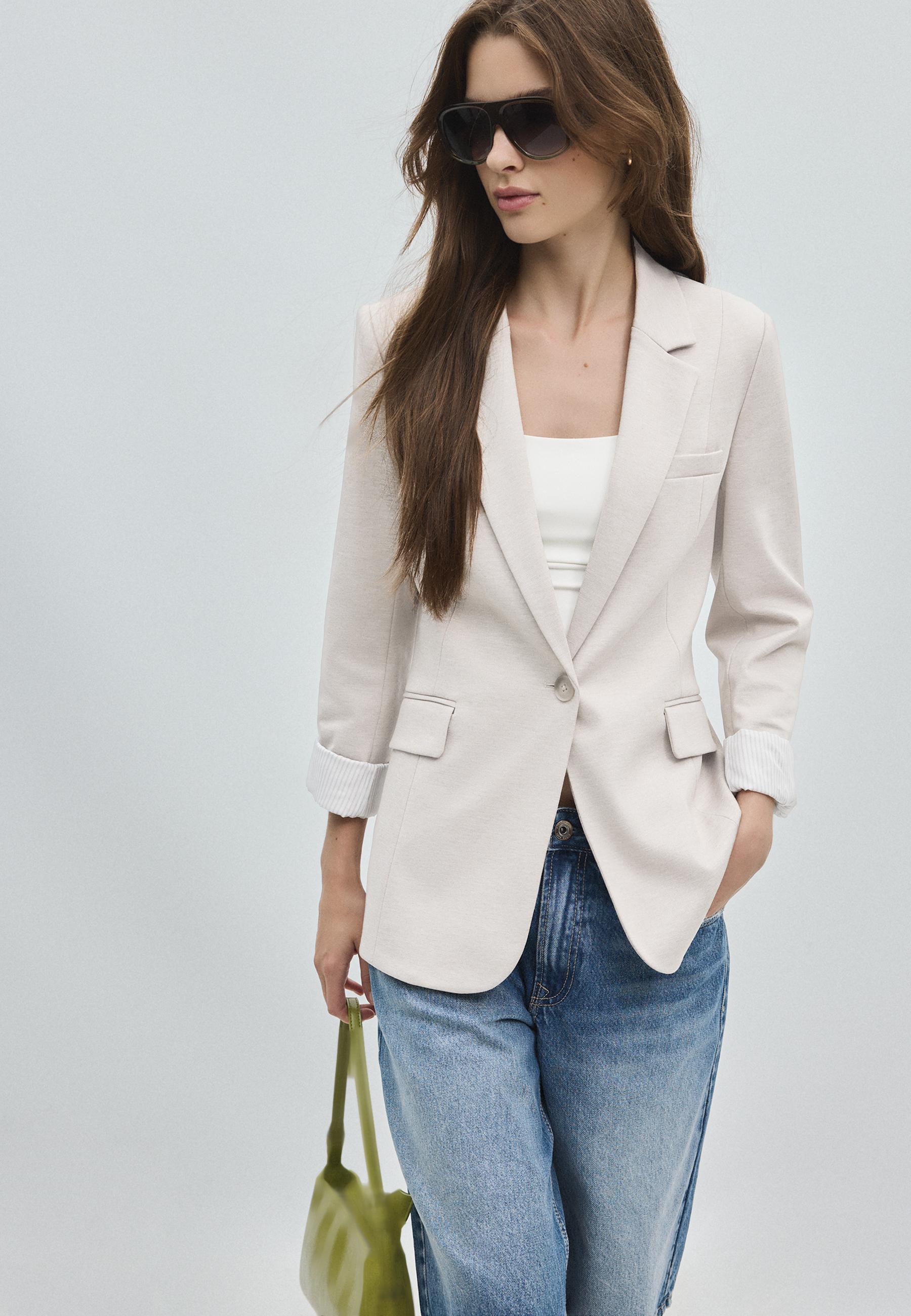 Basic knit blazer — Vanilla (alternate view)