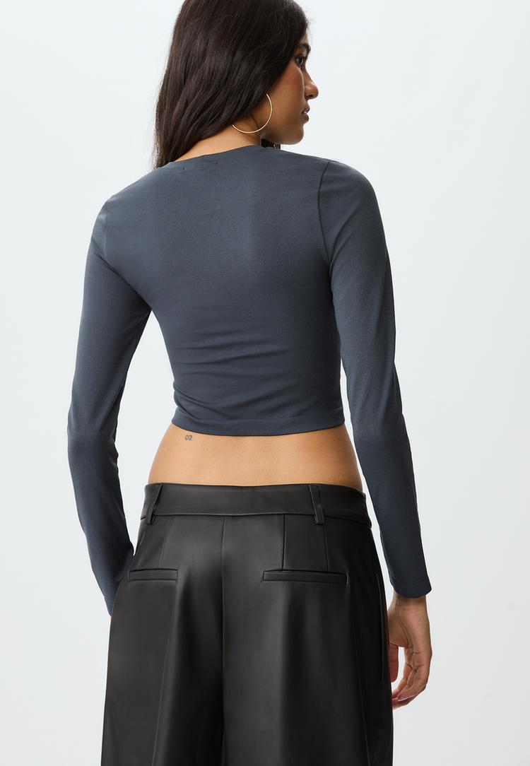 camiseta basica crop