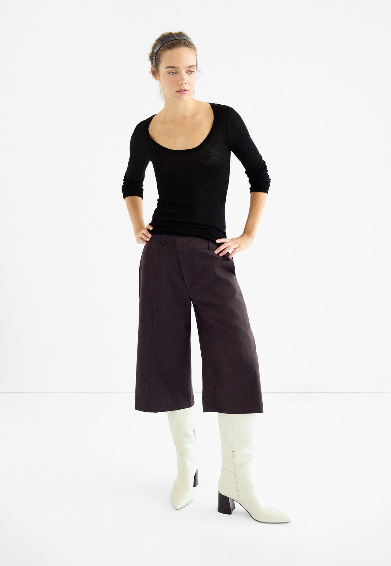 Basic wool and silk round neck jumper — Black