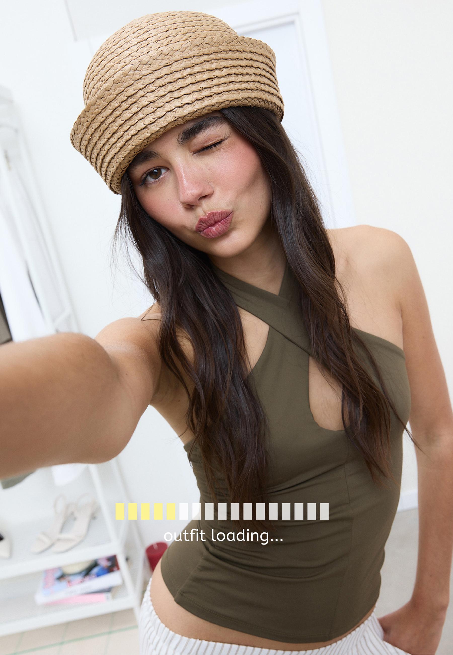 Kruvaze halter top