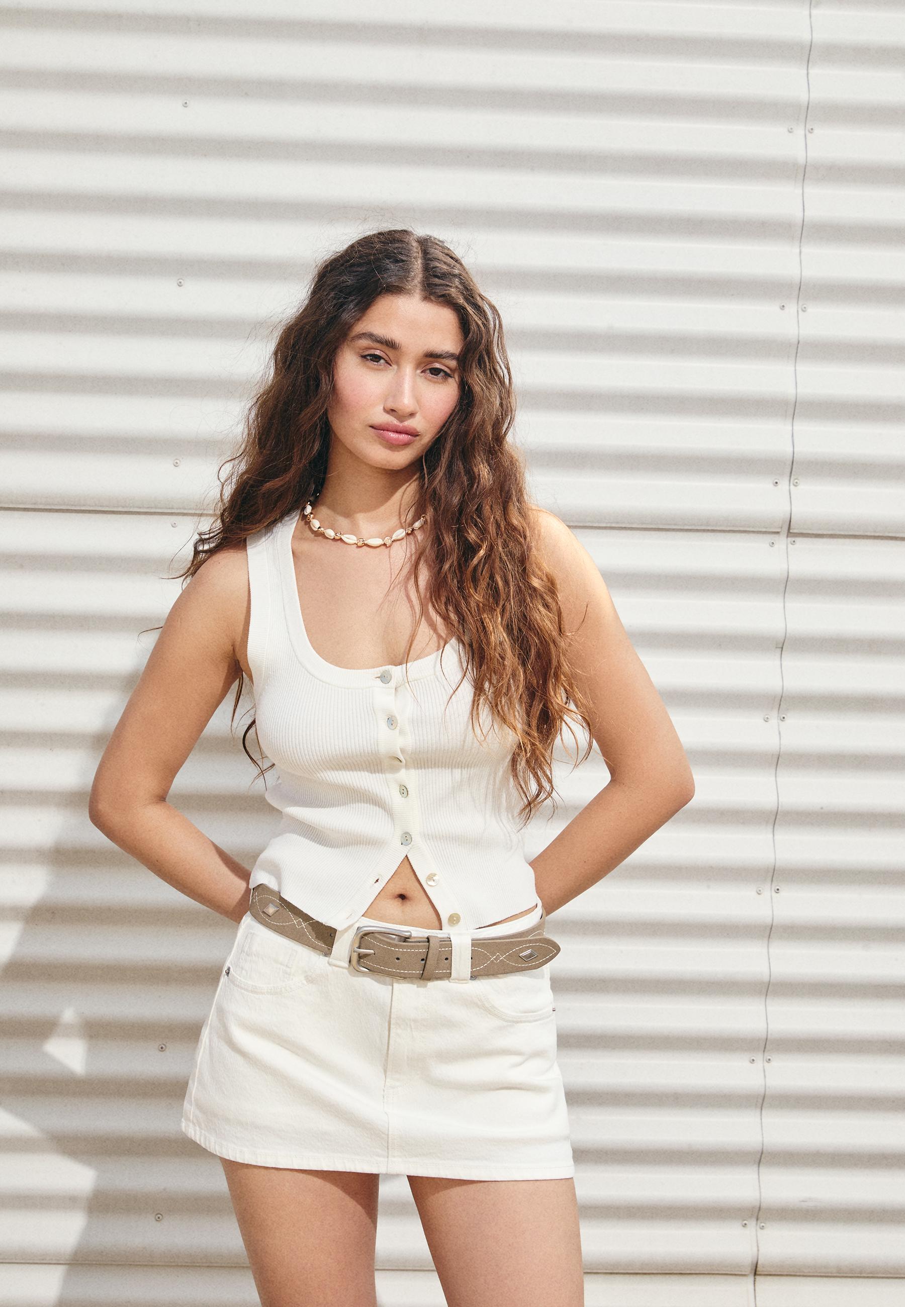 D62 denim skort — White