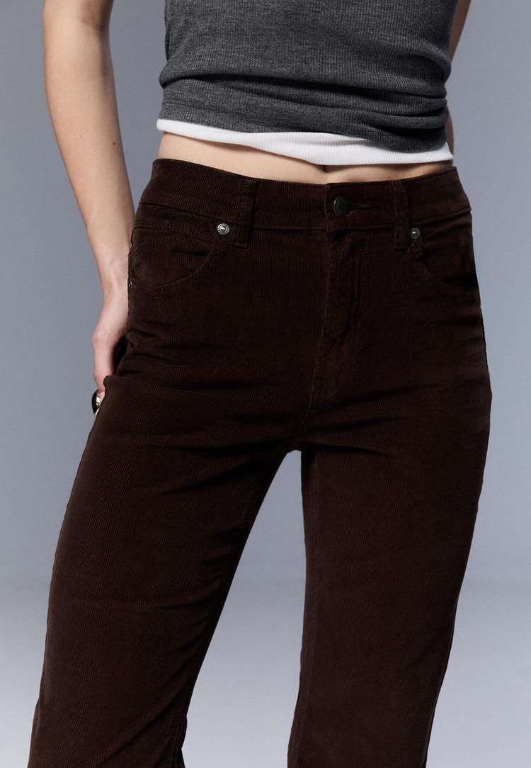 d74 pantalon flare en velours