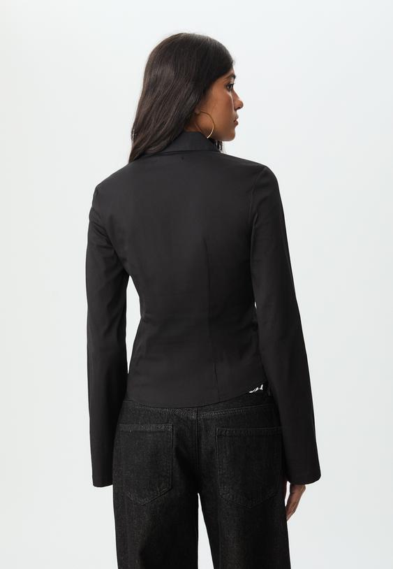 camisa fitted manga fluida