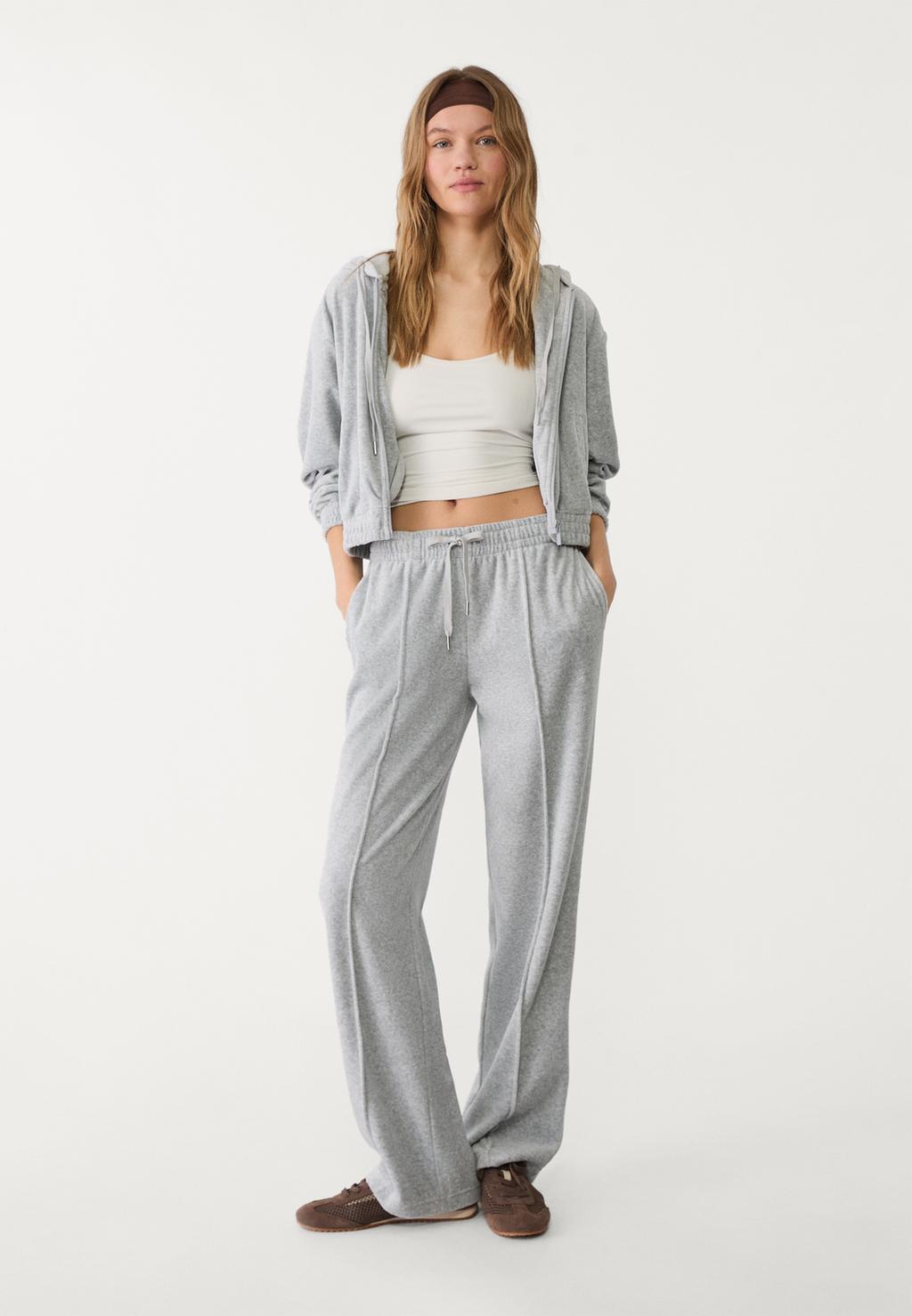 Pantaloni jogger catifea