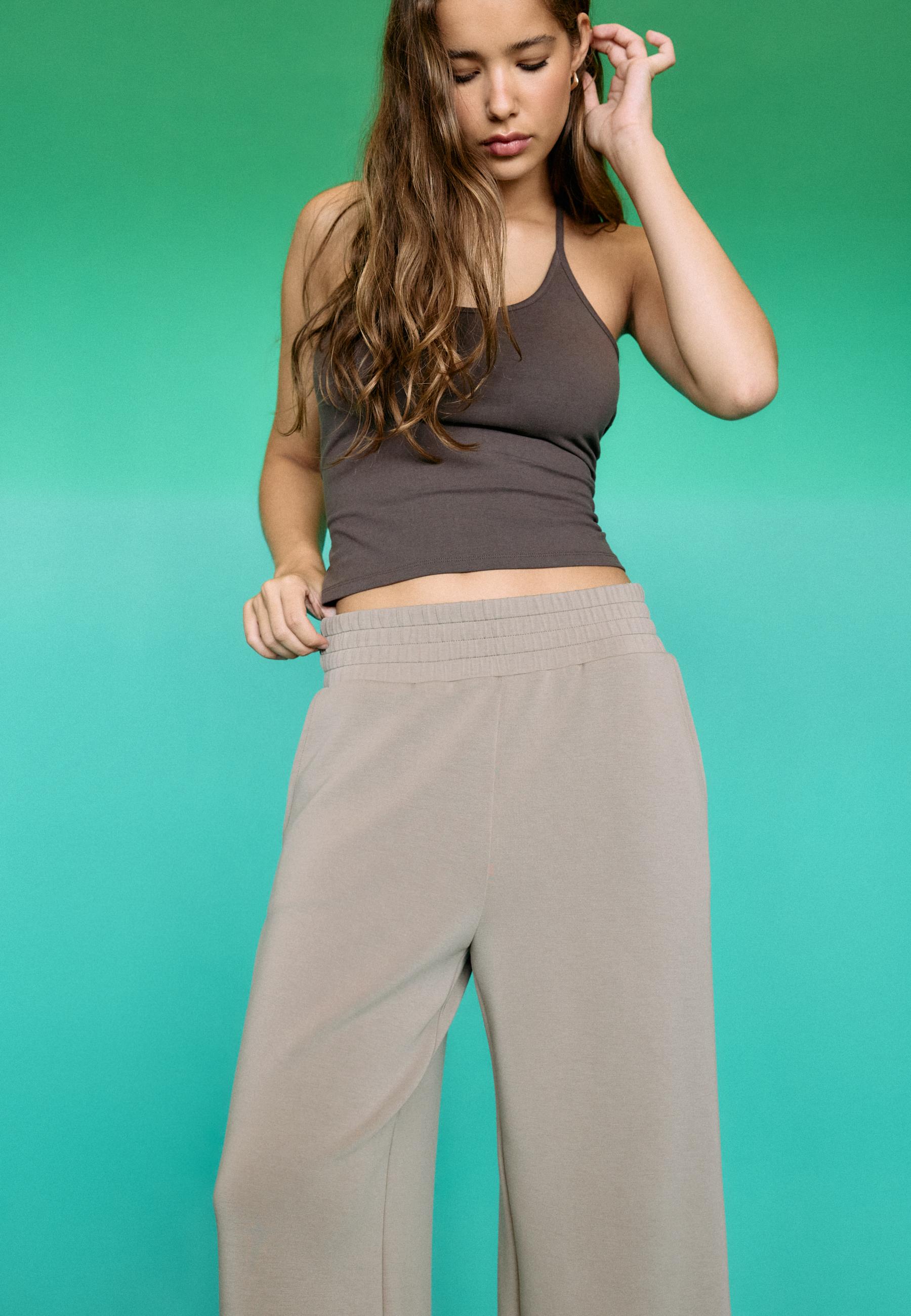Soft-touch culottes — Beige