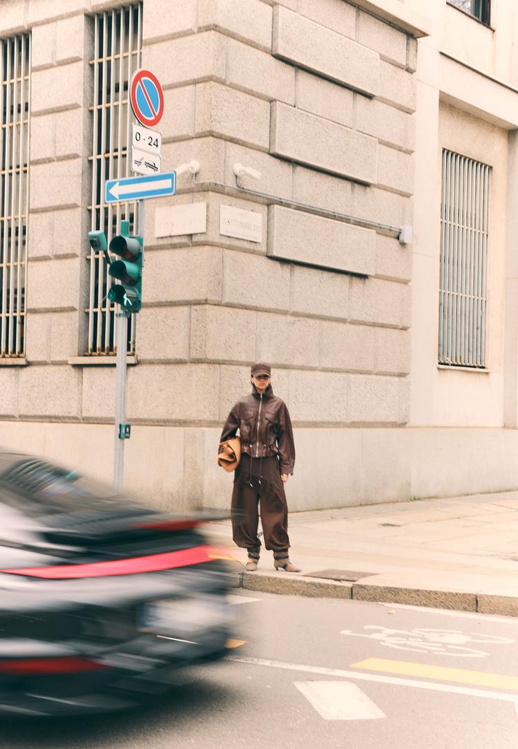 Stradivarius Τζάκετ Με Τσέπες, Ρυθμιζόμενη Μέση Και Δέρμα 0-415 S