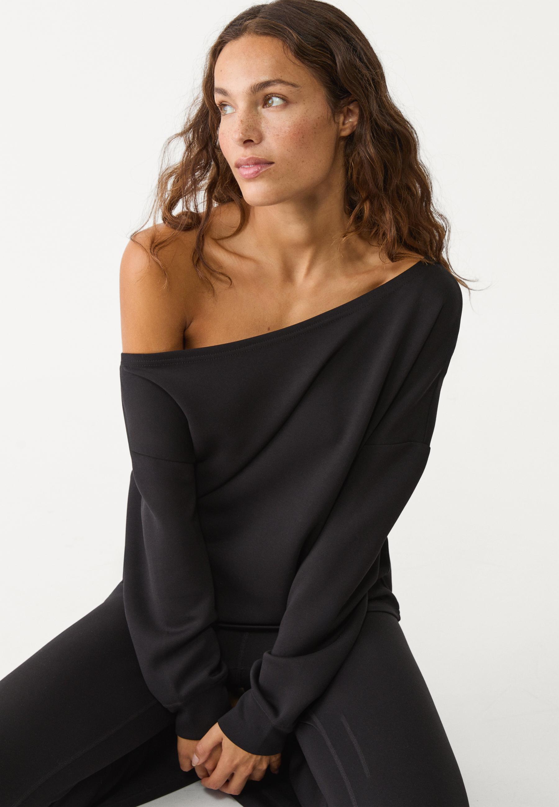 Soft-touch off-the-shoulder sweatshirt — Black