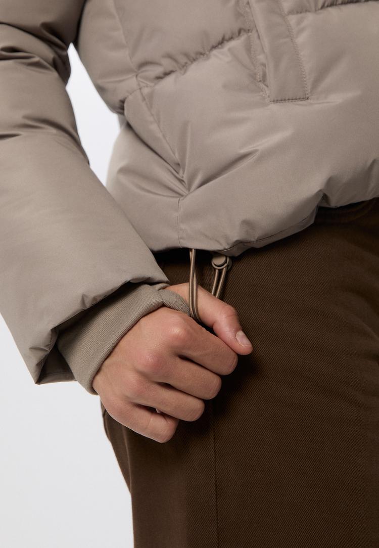 gewatteerde basisjas met capuchon