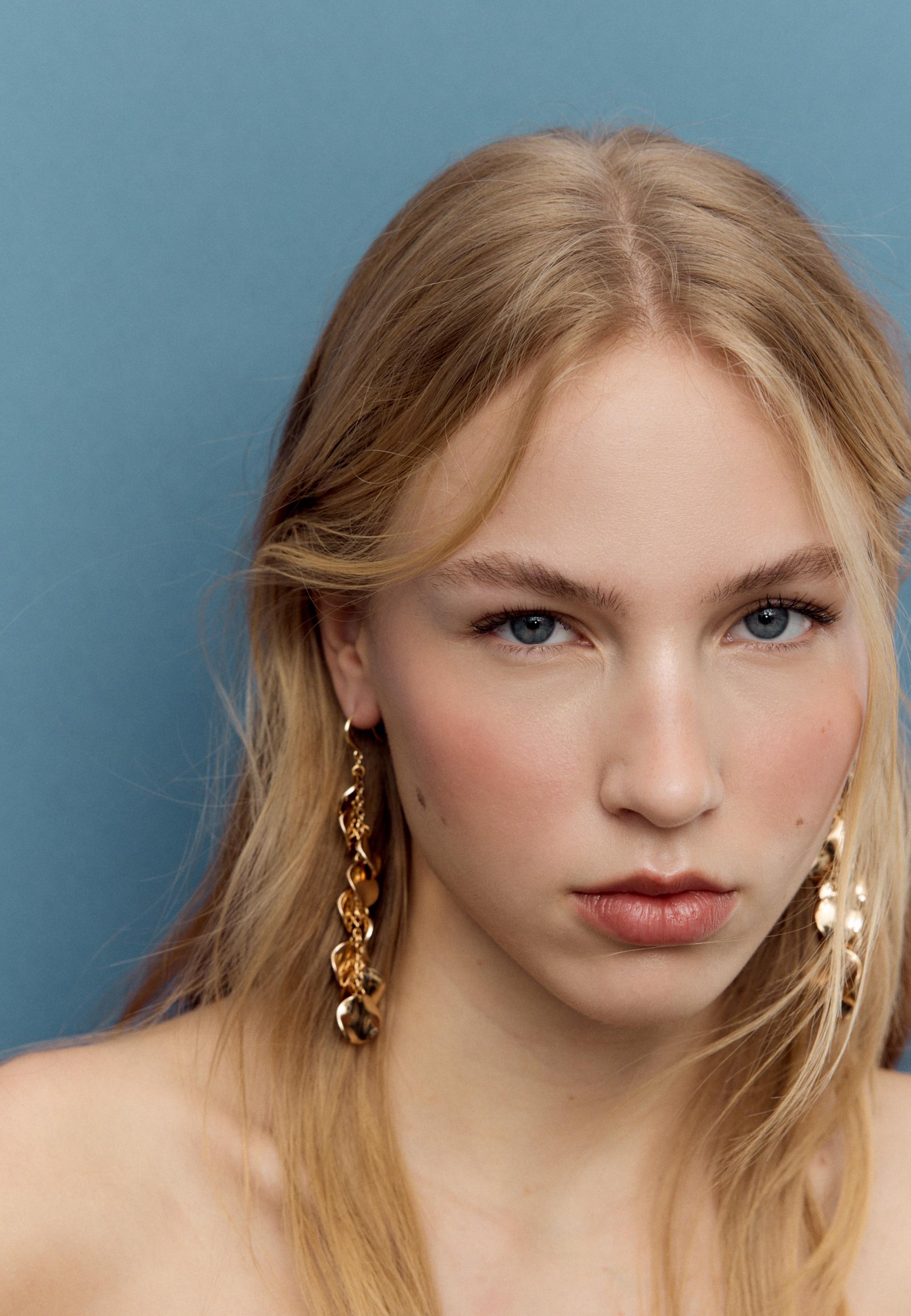 Long mini coin earrings — Gold