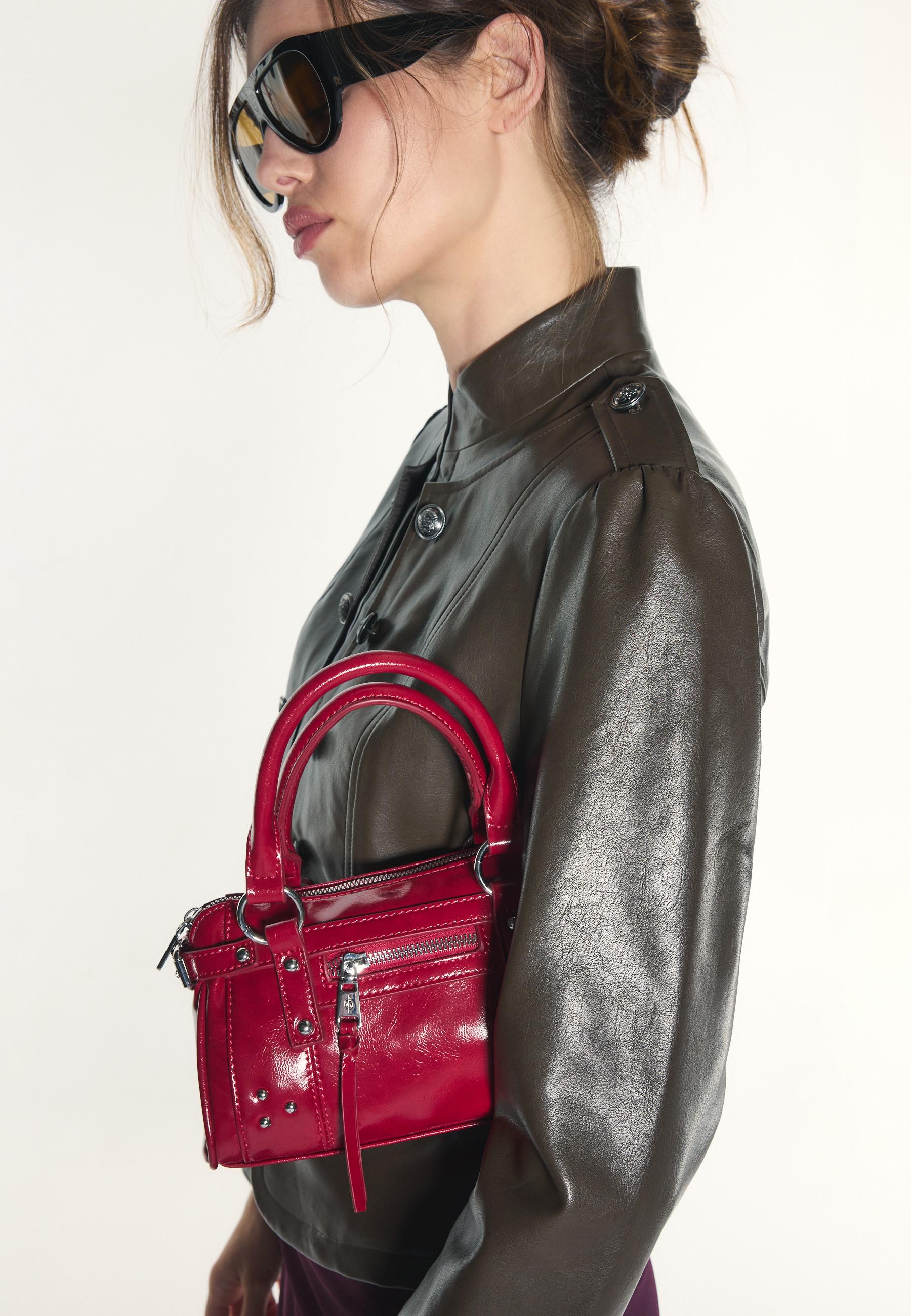 Stradivarius Τσάντα Χιαστί Με Τσέπη Και Τρουκς Κόκκινο Os