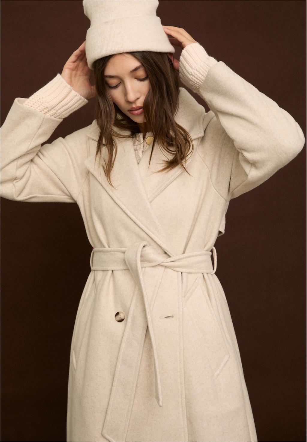 Abrigo trench tacto suave