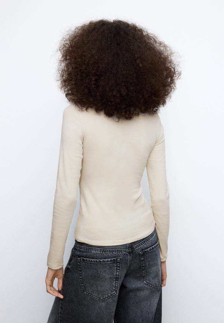 tshirt basica de manga comprida